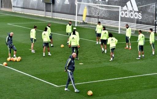 الفيفا يحرم ريال مدريد واتلتيكو مدريد من التعاقدات لمدة سنة