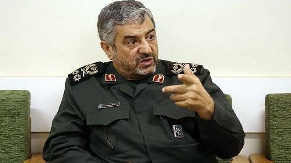 إيران: جهزنا 200 ألف مقاتل في المنطقة