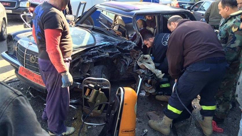 بالصور: حادث سير مروّع على طريق جعيتا
