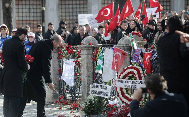 أردوغان مهيناً الأكاديميين مجدداً: ظلمة وقتلة وحقراء
