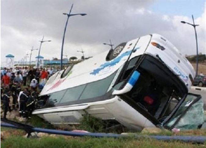 مقتل 14 شخصا إثر انقلاب حافلة سياحية وسط اليابان