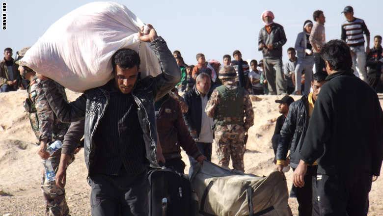 الأردن يؤكد تفاقم أعداد اللاجئين السوريين جراء التدخل العسكري الروسي ويمنع دخول "الشباب العازب"