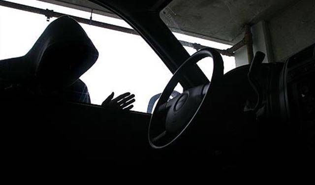 يسرق سيارات من جبيل ليبيعها في بريتال