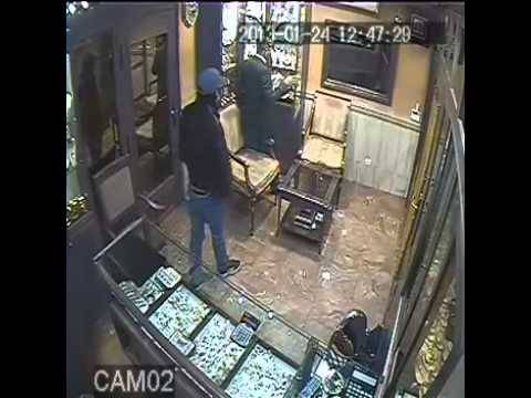سرق 10 ألاف دولار في عكار!