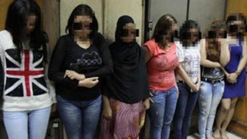 الحكم على شبكة دعارة مع رجال اعمال  خليجيين