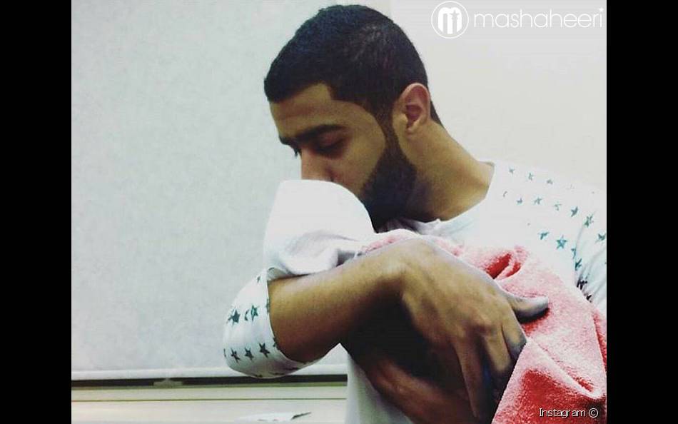 صور بدر الشعيبي يستقبل ابنته الاولى