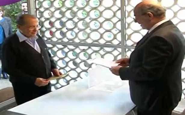 عون أوّل الناخبين في انتخابات «الوطني الحرّ»:
نتمنى أن يستمرّ التيار من جيل الى جيل