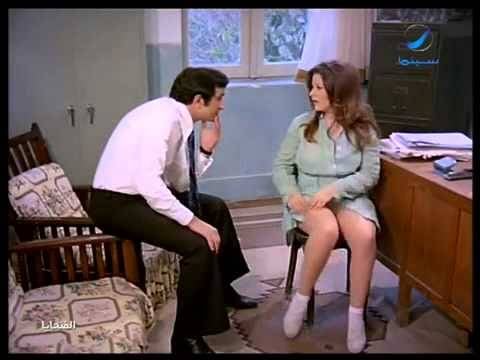 بوسي تتحدث حول ملابسها الجريئة في أفلامها وردة فعلها في حال خضوع مي ابنتها لنفس الأدوار! بالفيديو: