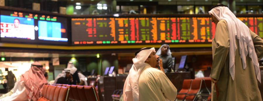 بورصات الخليج تدفع الثمن 
إقرار الاتفاق النووي مع إيران يهوي بسوق الأسهم الخليجية