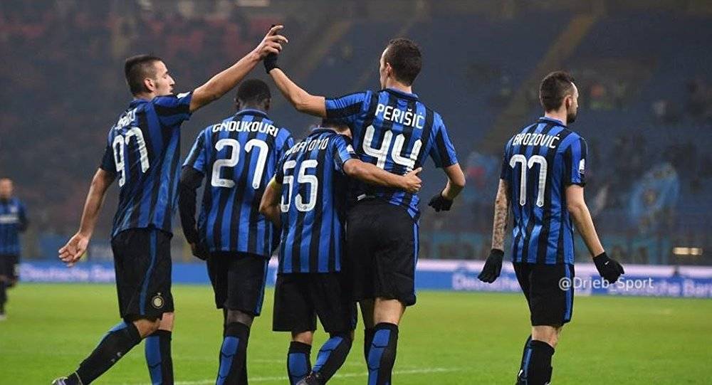 بالفيديو.. إنتر ميلان يتأهل لنصف نهائي كأس إيطاليا بثنائية في نابولي