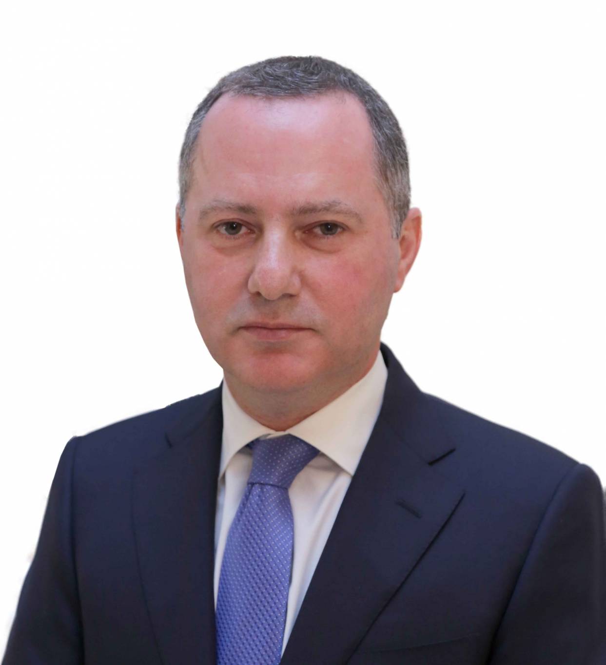 وزير الثقافة ريمون عريجي يلتقي السفير الفرنسي الخامسة مساء اليوم