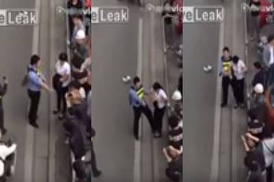 فتاة تمزق ملابسها لتتهم شرطي بالتحـ رش بها .. فيديو