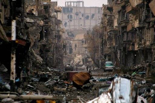 تنظيم الدولة الاسلامية يفرج عن 270 مدنيا من 400 اعتقلهم في دير الزور