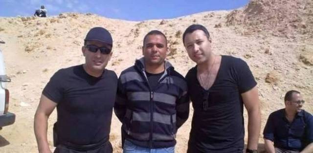 ما علاقة أحمد السقا وأحمد فهمي بأحد شهداء العريش؟