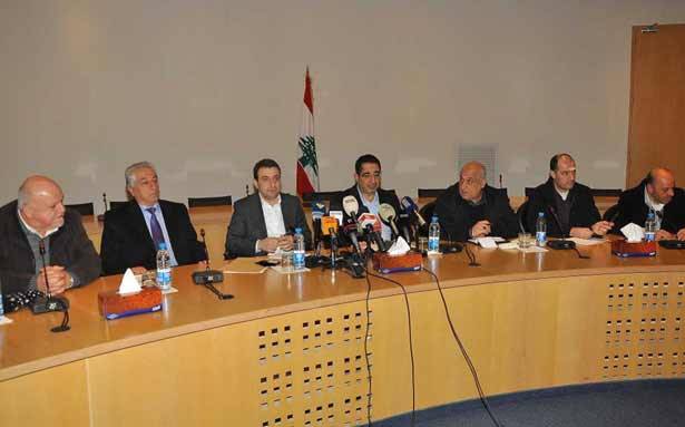 ثمّة شركات موجودة تحت الأدراج وداخل الأبنية السكنيّة
الحاج حسن وأبو فاعور أعطيا مُهلة نهائيّة لأصحاب
محطّات تعبئة مياه الشرب لتسوية أوضاعهم