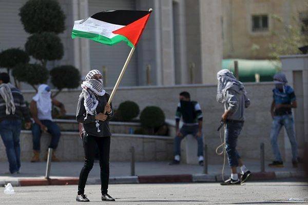 استشهاد فلسطينية في الـ13 من عمرها بعد محاولتها طعن جندي بالضفة الغربية
