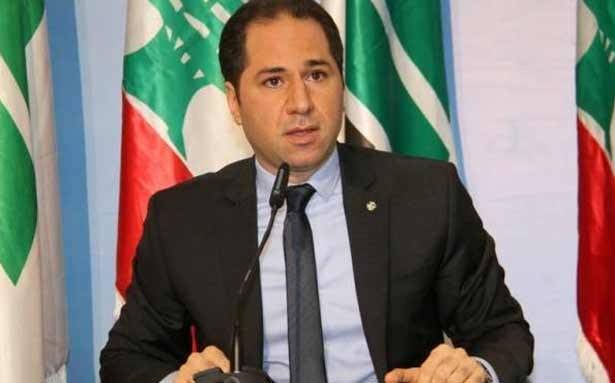 «ما طلبناه من فرنجيّة نطلبه من عون»
رئيس الكتائب : لا نريد رئيساً من 8 آذار
ولديهم حتى 8 شباط لإقناعنا