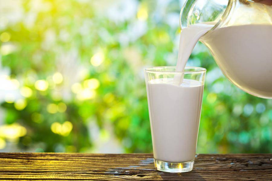 هذه المادة في الحليب تقضي على مرضين خطيرين