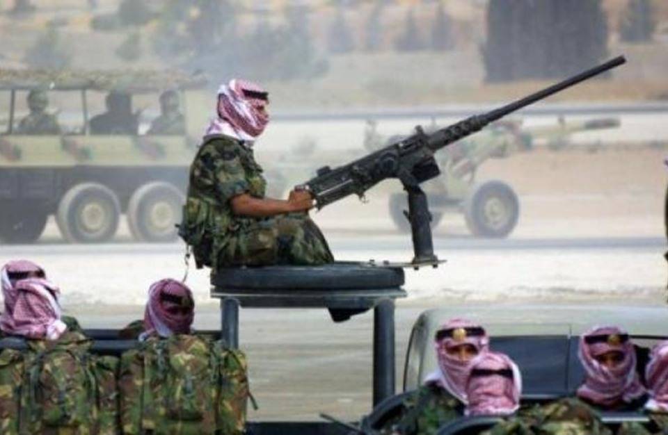 الأردن: حرس الحدود يقتل 12 شخصا حاولوا اجتياز الحدود من سوريا