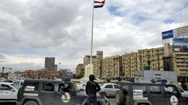 ذكرى ثورة 25 يناير: الشرطة والجيش يفرضان تدابير أمنية مكثفة "لإجهاض أي عمل تخريبي"