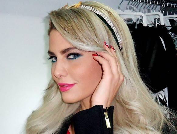 بالفيديو: جويل حاتم تطلّ مع طفلها .. وهل ستعود لجورج الراسي؟