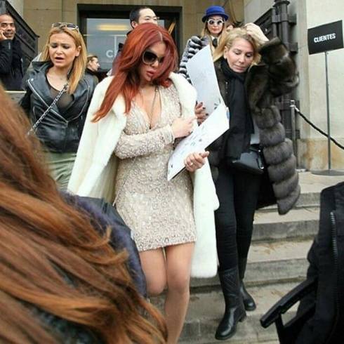 هيفاء وهبي تتألق كأيقونةً للموضة خلال أسبوع الموضة في باريس صور