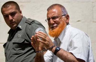 الإحتلال الإسرائيلي يعتقل نائباً في المجلس التشريعي الفلسطيني
