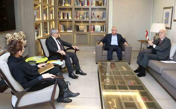 سليمان : الاتفاق على التعطيل
يُبشّر بطول الفراغ