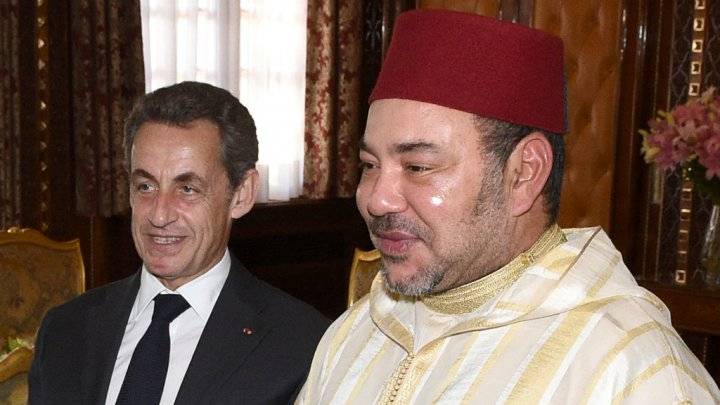 هل أهدى محمد السادس "عطلة ملكية" لساركوزي في مراكش؟