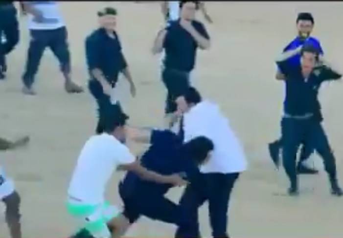 بالفيديو- شجاعة عالية لباسم ياخور بعد اعتقاله من قبل البحرية الاسرائيلية