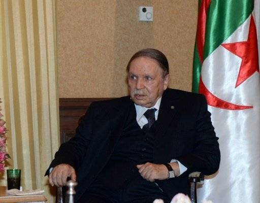 بوتفليقة يستدعي البرلمان الجزائري للتصويت على التعديل الدستوري