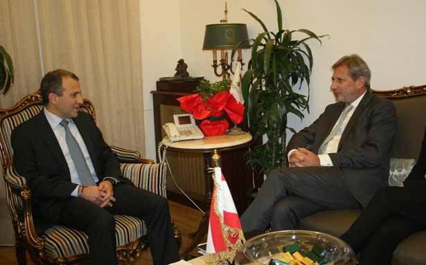 هان زار سلام وباسيل وبو صعب
وبحث في التحضيرات لاجتماع لندن