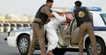 السلطات السعودية تضبط رجلا يمارس الجنس مع مكنسته الكهربائية