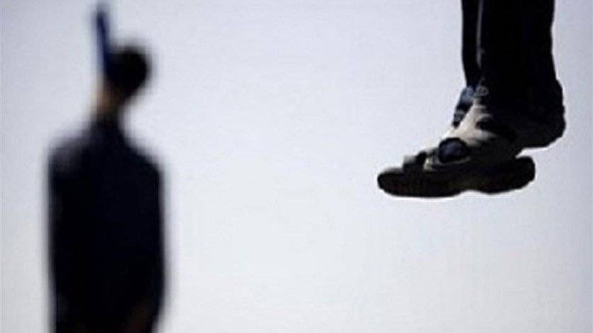 الموت على خشبة المسرح.. انتحر أمام الجمهور ولم يلاحظوا!
