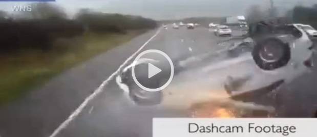 شاهد وقوع حادث مروري مأساوي