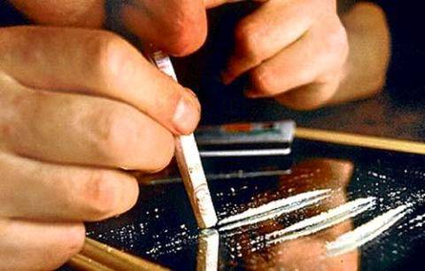 يسرقان الدراجات الآلية ويبيعانها للتعاطي!