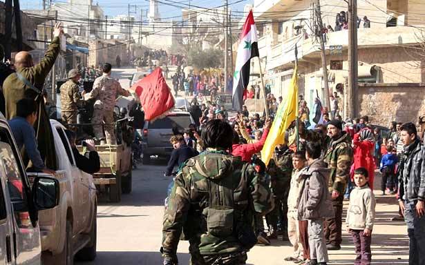 الجيش السوري يتجه لتطويق المسلحين في مدينة حلب
موسكو: لن نوقف عملياتنا والمعارضة تطالب بتدخل أميركي