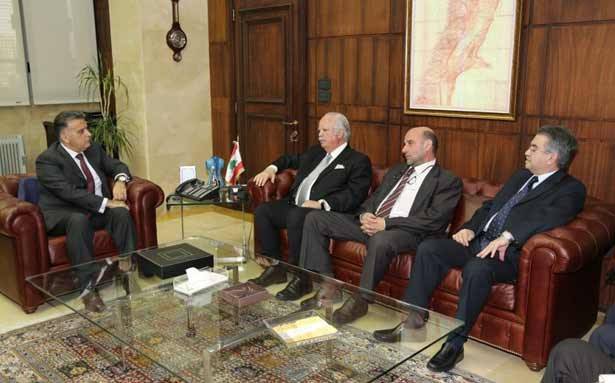 ابراهيم التقى وفد تجّار مار الياس
واطلع على أوضاع القطاع