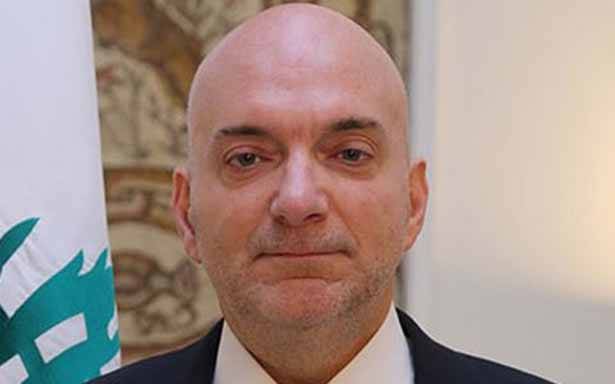 إفتتح «مُلتقى الصيرفة بالتجزئة في المصارف العربية»
حكيم : لعزل السياسة عن الاقتصاد المنتج