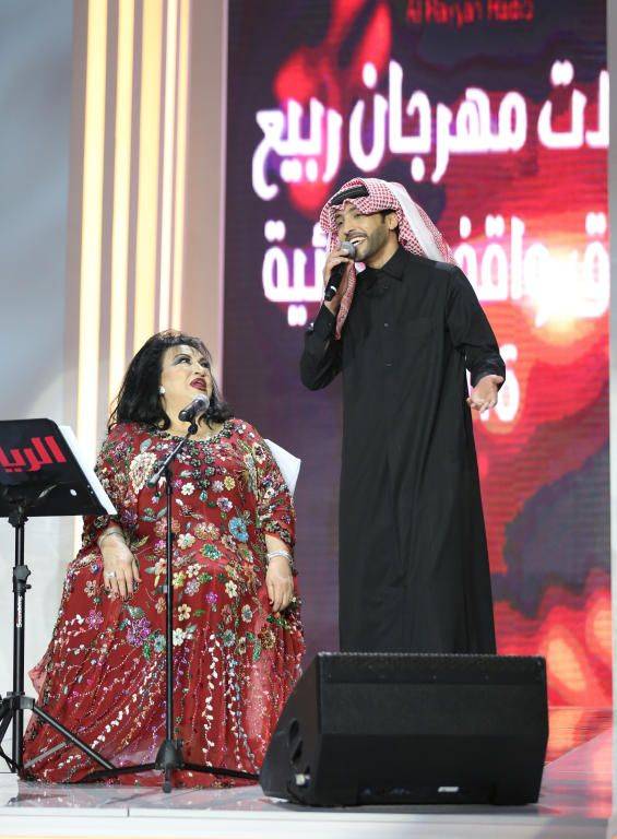 فهد الكبيسي فخور بالغناء مع سميرة توفيق