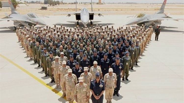 السعودية تحشد نحو 150 ألف مقاتل للتدخل في سوريا عبر البوابة التركية