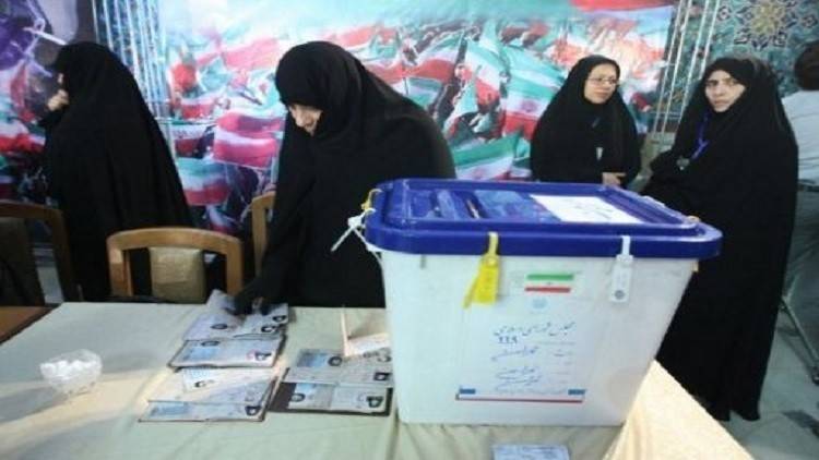 إيران تسمح لمئات المرشحين المستبعدين خوض انتخابات البرلمان