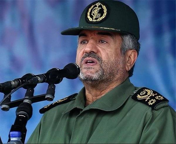 قائد ‘الحرس الثوري‘: السعودية تطلق رصاصة الرحمة على نفسها إن أرسلت قوات الى سوريا