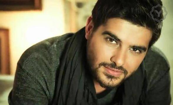 بالفيديو - ناصيف زيتون يدافع عن حبيبته بعد ان حاول شاب التحرش بها