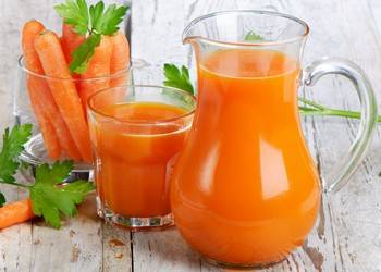 شاهد ما سيحدث لجسدكم اذا شربت عصير الجزر على الريق يومياً