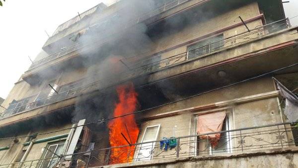 اندلاع حريق في منزل مدحت النشار في ساحة النجمة وسط طرابلس والاضرار اقتصرت على الماديات