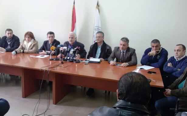 توقّف العمل في مراكز «أوجيرو» في كلّ المناطق
والنقابة تُطالب بتأمين الرواتب
وإقرار سلفة في مجلس الوزراء يوم غد