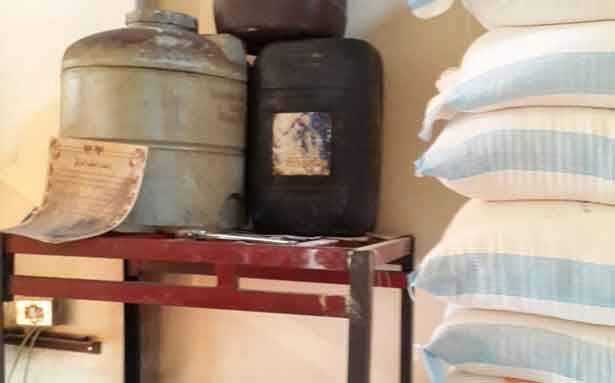 أبو فاعور أحال أحد الأطباء
الى النيابة الماليّة
وإقفال فرن مناقيش في صيدا
