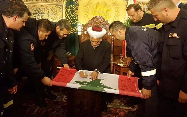 دريان أعلن التضامن مع الدفاع المدني