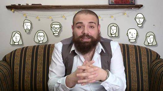 هرب من قسوة الحرب فتحول إلى نجم مواقع التواصل الإجتماعي
